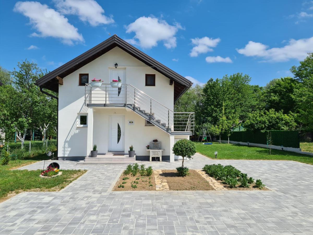 Orhidea Vila Bihać Exterior foto